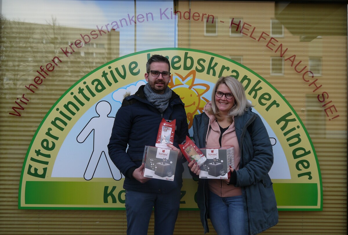Poster Bild der Spende Tonieboxen für die Kinderkrebsstation