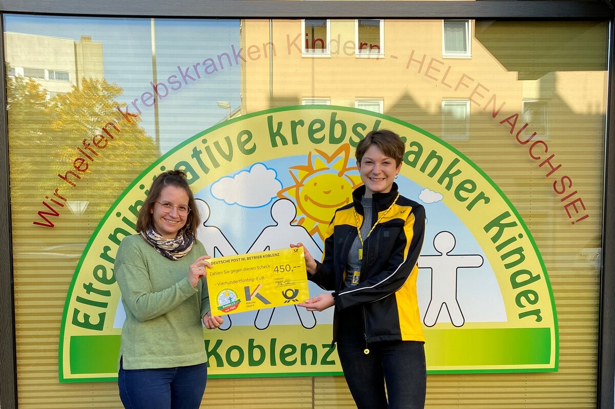 Poster Bild der Spende erneute Spende der Deutschen Post